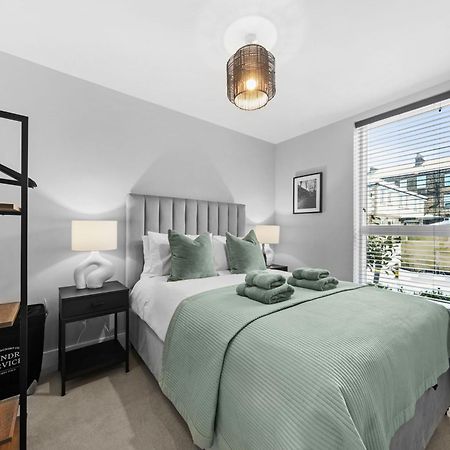 Lambert House Two Apartment Harrogate Bagian luar foto
