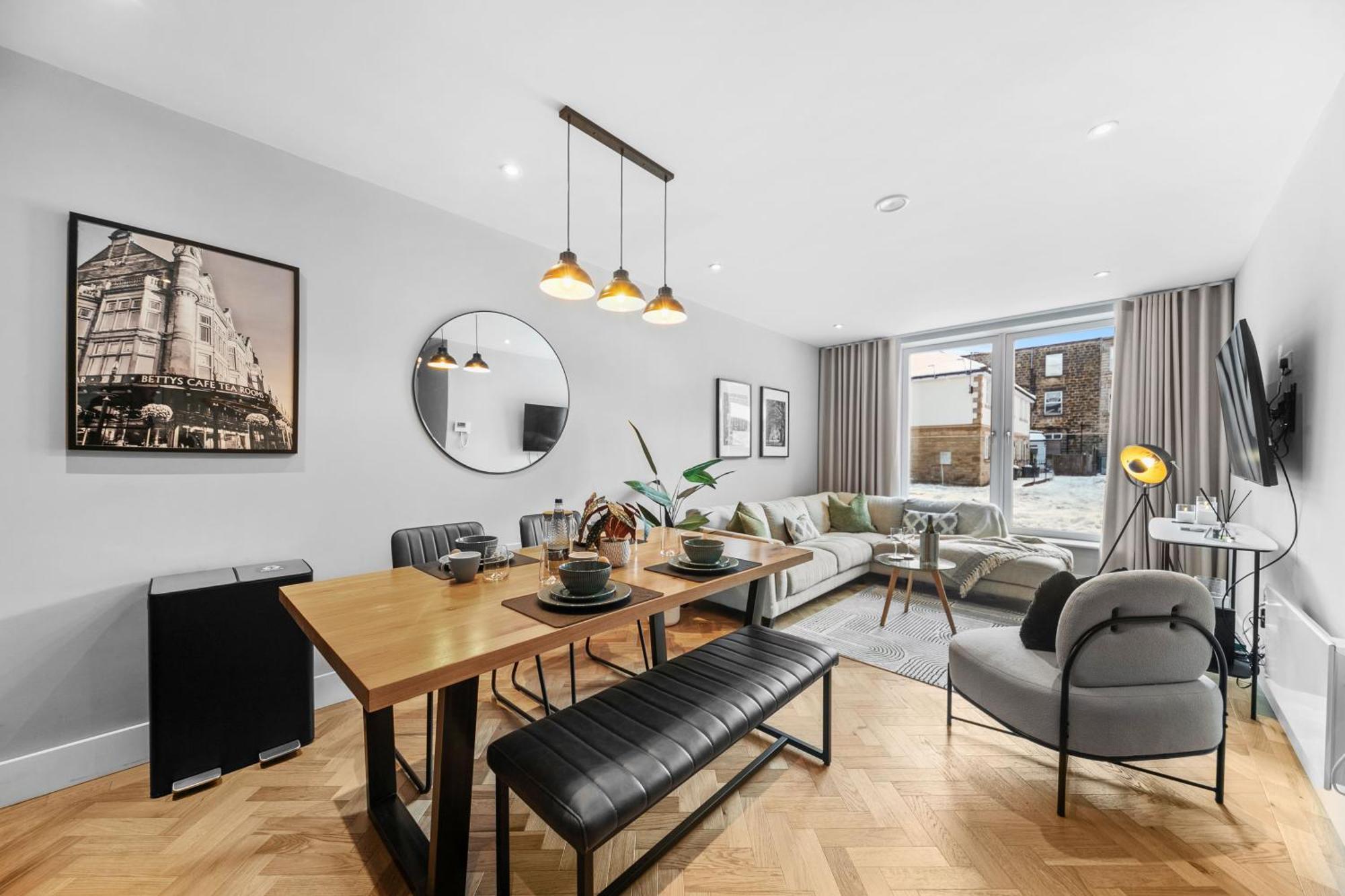 Lambert House Two Apartment Harrogate Bagian luar foto